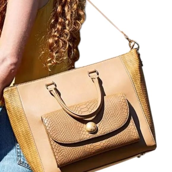 Naturalizer NWT Women's Capital Tote Handbag - Picture 10 of 10